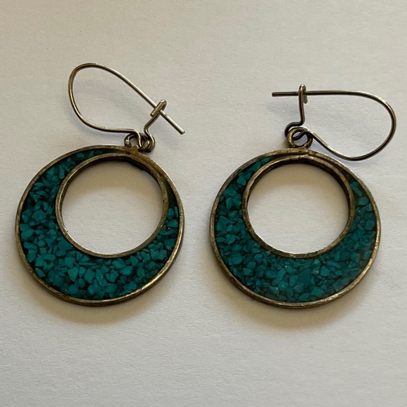 Jewelry - Vintage Sterling Silver Turquoise Chip Inlay Hoop Earrings. 3/4” diameter